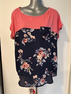 Knox Rose Large Floral Colorblock Short Sleeve Top - Coral and Navy